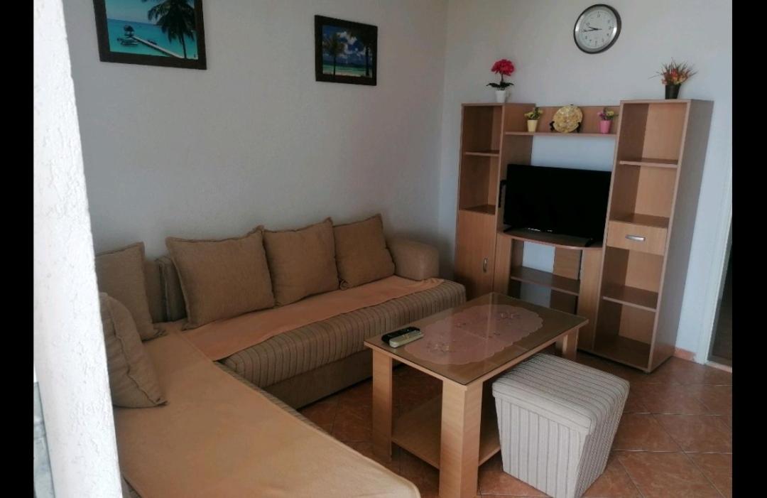 Apartmani Ljubica Утьеха Экстерьер фото